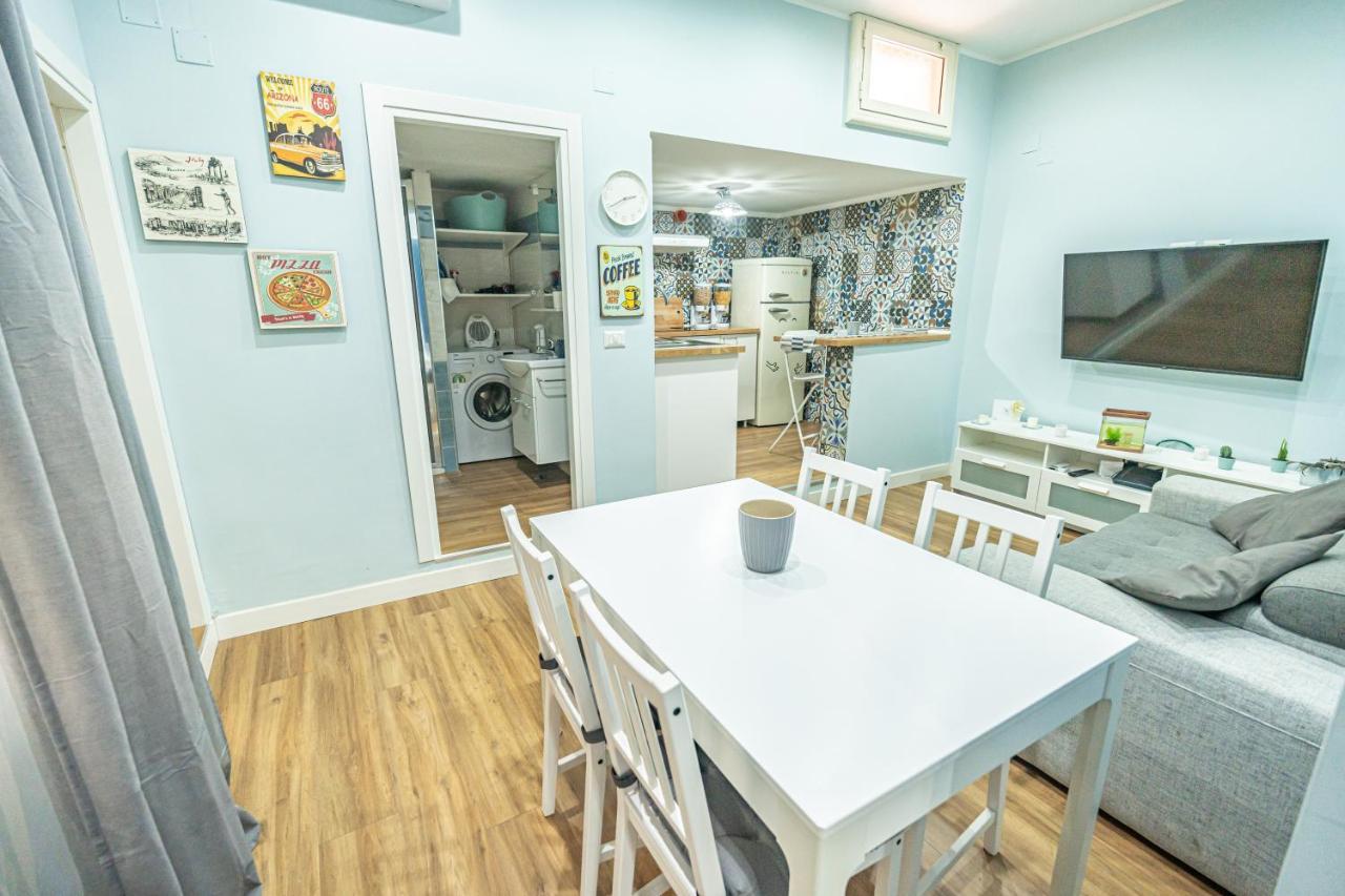 Casa Vacanze Decumano 17 Naples Luaran gambar