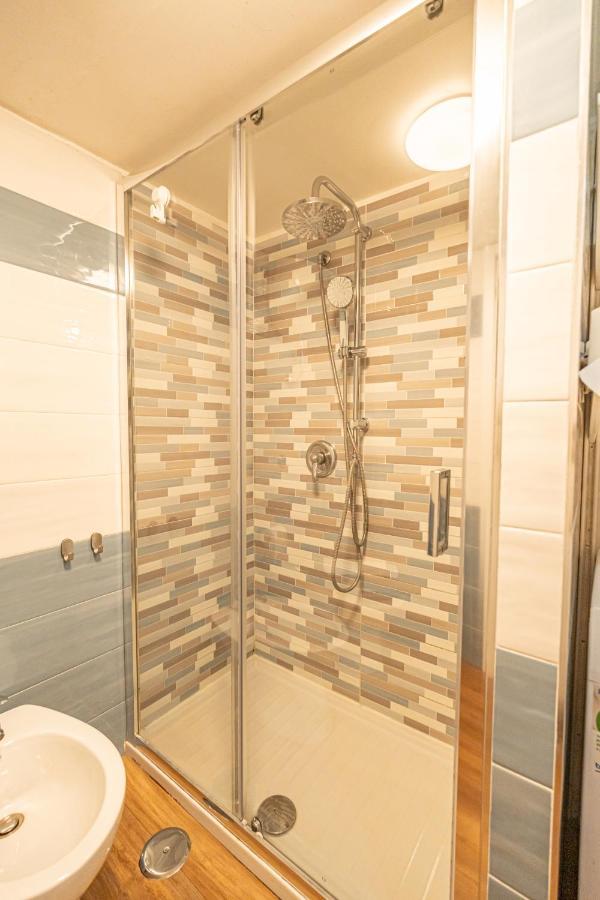 Casa Vacanze Decumano 17 Naples Luaran gambar