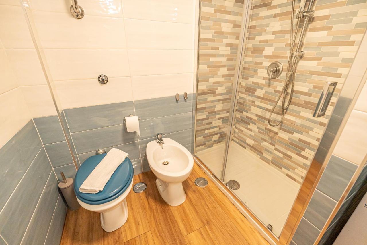 Casa Vacanze Decumano 17 Naples Luaran gambar
